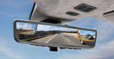 El Retrovisor inteligente para coches: 3 pantallas en 1