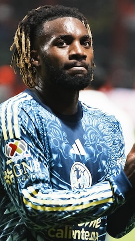 Allan Saint-Maximin of America during the 17th round match between Toluca and America as part of the Liga BBVA MX, Torneo Apertura 2025 at Nemesio Diez Stadium, on November 08, 2025 in Estado de Mexico, Mexico.