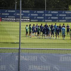 Ziganda le pide a Arnau dos delanteros