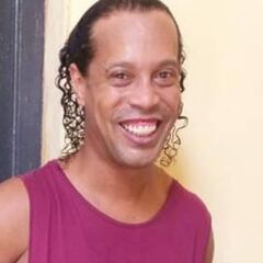 Filtran la que podría ser la primera foto de Ronaldinho en la cárcel