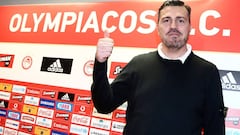 Oscar Garcia quits chaotic Olympiakos