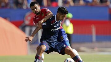 El curioso duelo que la U y Unión jugarían fuera de Chile