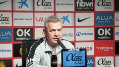 El entrenador del RCD Mallorca, Javier Aguirre, en rueda de prensa.