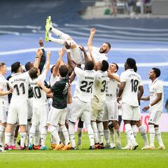 Karim Benzema’s Bernabéu farewell in pictures