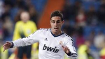 ESTRENO. José Rodríguez controla el balón de la Champions.