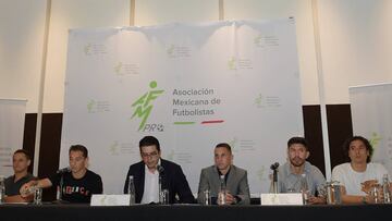 AMFPro en conferencia de prensa.