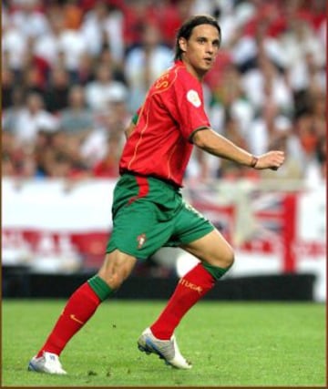 Nuno Gomes (Portugal). Jugó el Mundial de Ecuador 1995.