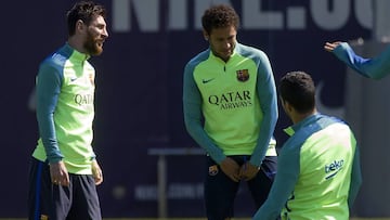 Messi y Neymar en el entrenamiento.