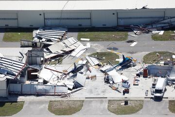 Vista aérea de los daños causados por Milton en el aereopuerto
Albert Whitted en St. Petersburg, Florida.