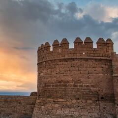 La única ciudad del mundo entre dos placas tectónicas está en España