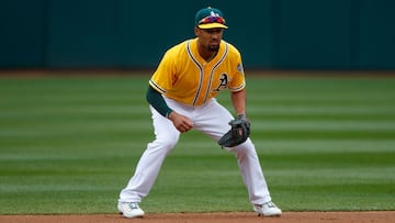 Semien puede desplazarse por el infield entre la segunda base, campocorto y la antesala. Turner busca acuerdo de cuatro a&ntilde;os, seg&uacute;n los reportes.