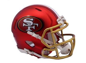 Casco alternativo de los San Francisco 49ers.