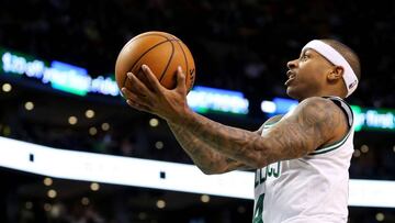 BOSTON, MA - JANUARY 6: Isaiah Thomas #4 of the Boston Celtics takes a shot against the Philadelphia 76ers during the second half at TD Garden on January 6, 2017 in Boston, Massachusetts. The Celtics defeat the 76ers 110-106. NOTE TO USER: User expressly acknowledges and agrees that , by downloading and or using this photograph, User is consenting to the terms and conditions of the Getty Images License Agreement. Maddie Meyer/Getty Images/AFP
== FOR NEWSPAPERS, INTERNET, TELCOS & TELEVISION USE ONLY ==