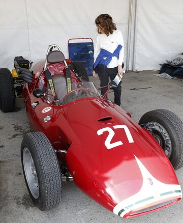 Tercera edición de la reunión y exhibición de automóviles clásicos en el circuito del Jarama