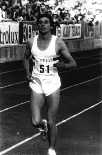 El 5 de julio de 1979 Sebastian Coe bate el récord del mundo de los 800m en Oslo.