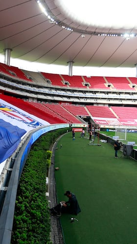 Miguel España no considera que la plaza le afecte a los Pumas