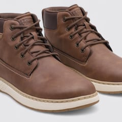 “Tan cómodos como caminar por las nubes”: así son los botines de Skechers para hombre a prueba de agua