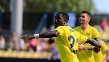 El Villarreal negocia la continuidad definitiva de Mbacke