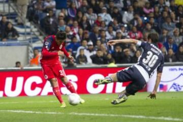 Chivas venció a domicilio 3-1 a Monterrey con doblete del canterano rojiblanco. 