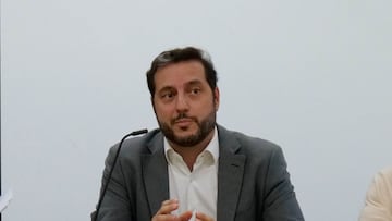 Felipe Pascual da las gracias a los asambleistas por su confianza.