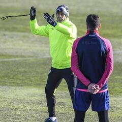 Vallecas mide la mejoría del Rayo ante el alicaído Lugo