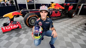 Sérgio Sette Câmara en su primera época en Red Bull.