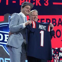Jerod Mayo: “Drake Maye aún tiene mucho por aprender”