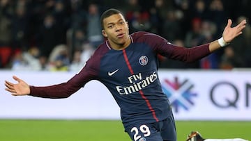 Mbapp&eacute;, ante el Lille.