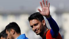 Hoyos amplía la incertidumbre por debut de Mauricio Pinilla en la U