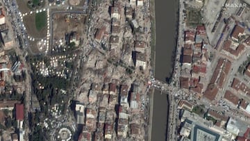 A satellite image shows collapsed buildings and traffic after an earthquake in Antakya, Turkey, February 9, 2023. Satellite image copyright 2023 Maxar Technologies/Handout via REUTERS ATTENTION EDITORS - THIS IMAGE HAS BEEN SUPPLIED BY A THIRD PARTY. MANDATORY CREDIT. NO RESALES. NO ARCHIVES. DO NOT OBSCURE LOGO.