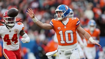 DENVER, COLORADO - JANUARY 05: Bo Nix #10 of the Denver Broncos tosses the ball in the second quarter against the Kansas City Chiefs at Empower Field At Mile High on January 05, 2025 in Denver, Colorado. Matthew Stockman/Getty Images/AFP (Photo by MATTHEW STOCKMAN / GETTY IMAGES NORTH AMERICA / Getty Images via AFP)
