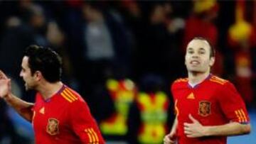 7.000 albaceteños rinden homenaje a Iniesta