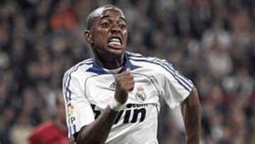 <b>MAL MOMENTO. </b>Los últimos partidos de Robinho no le avalan para un aumento de sueldo.