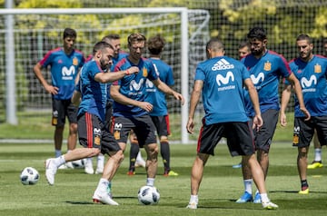 Dani Carvajal entrenándose junto a sus compañeros.