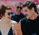 Pedro Pascal se convirtió en héroe y salvó a Emma Stone: viral escena en el Festival de Cannes