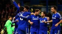 Los goles de Oscar y Diego Costa colocan líder al Chelsea
