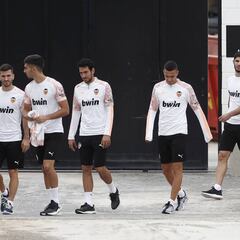 Gayà y Paulista vuelven a lista; Rodrigo y Coquelin no llegan