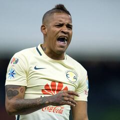 El berrinche de Michael Arroyo al salir de cambio con América