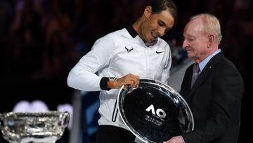 Rod Laver, junto a Nadal, en el Open de Australia.