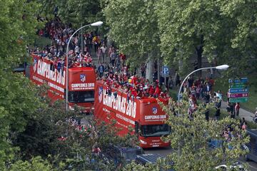 Atlético toast twin triumphs with their people at Neptuno