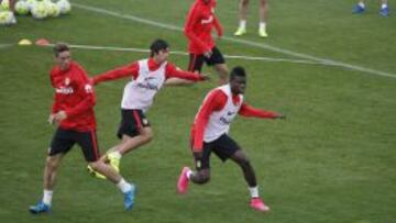 Filipe se entrenó a todo ritmo y Godín tiene un esguince leve