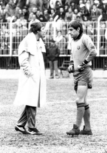 Comenzó su carrera como entrenador en el cuerpo técnico de Luis Aragonés.