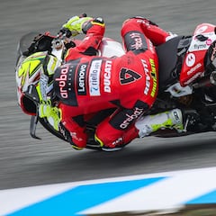 La lluvia trastoca los test de las novedades