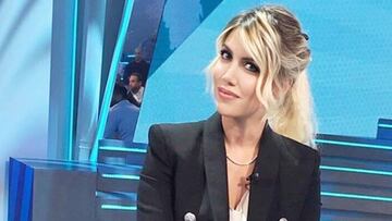 Wanda Nara: "Semana vital, mi teléfono está encendido…"