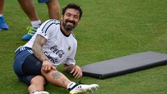 Lavezzi to take legal action over marijuana claims by journalist