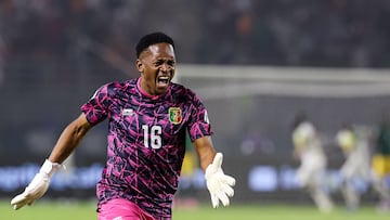 Diarra celebra uno de los goles frente a Sudáfrica.