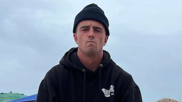 Austin Gibbons, surfista