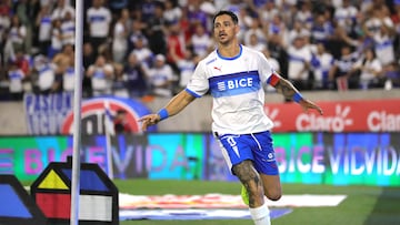 Futbol, Universidad Catolica vs Coquimbo Unido
Fecha 4, Liga de Primera 2026.
El jugador de Universidad Catolica Fernando Zampedri, centro, celebra un gol contra Coquimbo Unido durante un partido de primera disputado en el estadio Claro Arena en Santiago, Chile.
21/02/2026
Felipe Zanca/Photosport
Football, Universidad Catolica vs Coquimbo Unido
4tst turn, 2026 First division league.
Universidad CatolicaÕs player Fernando Zampedri, center, celebrates against Coquimbo Unido during a first division match at the Claro Arena stadium in Santiago, Chile.
21/02/2026
Felipe Zanca/Photosport