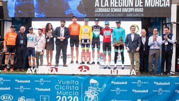 Podio final de la Vuelta a Murcia 2020.