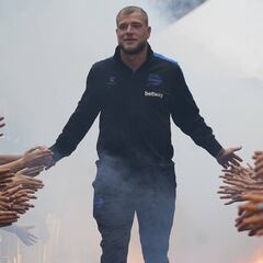 El Alavés buscará una salida para Guidetti a lo largo del día